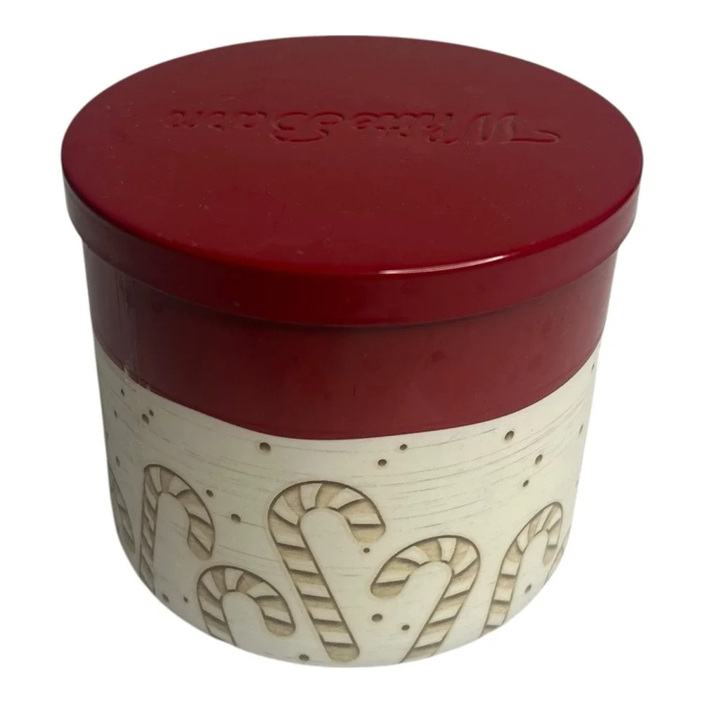 White Barn Bath & Body Works Crushed Candy Cane 3 Wick Scented Candle  14.5 oz